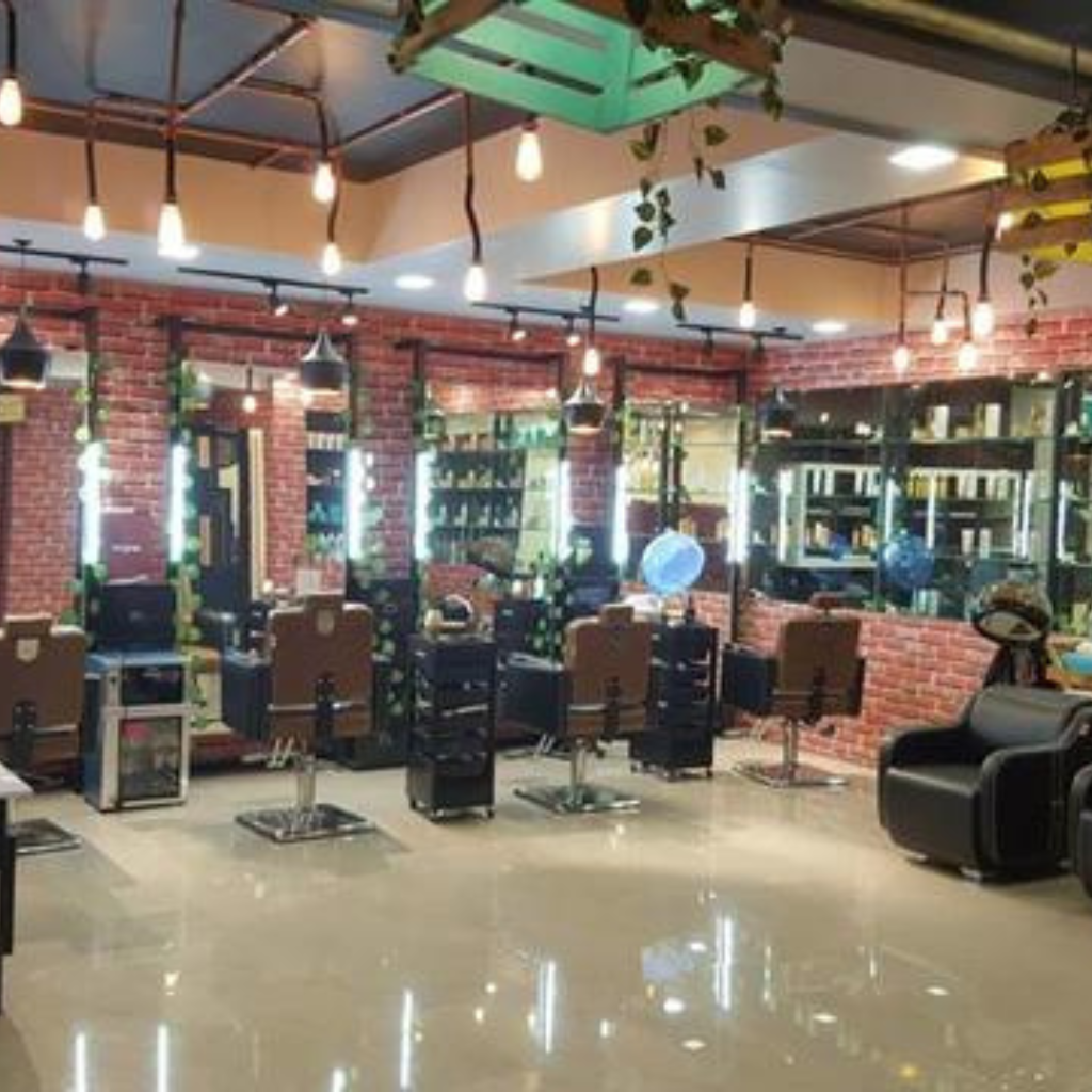 Best beauty parlour in Varanasi